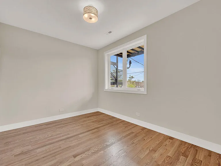 4611 S Saint Lawrence Ave #2 — Photo 13