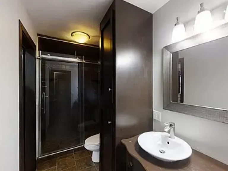 4516 S Highland Ave — Photo 10