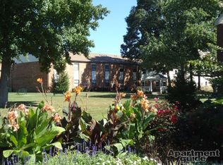 72 Hobart Dr, Newark, DE 19713