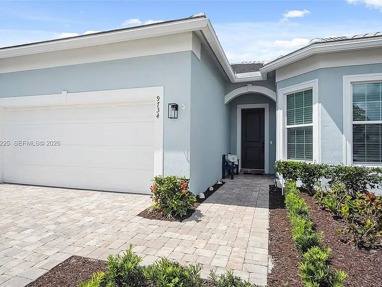 9734 SW Meridian Way — Photo 4