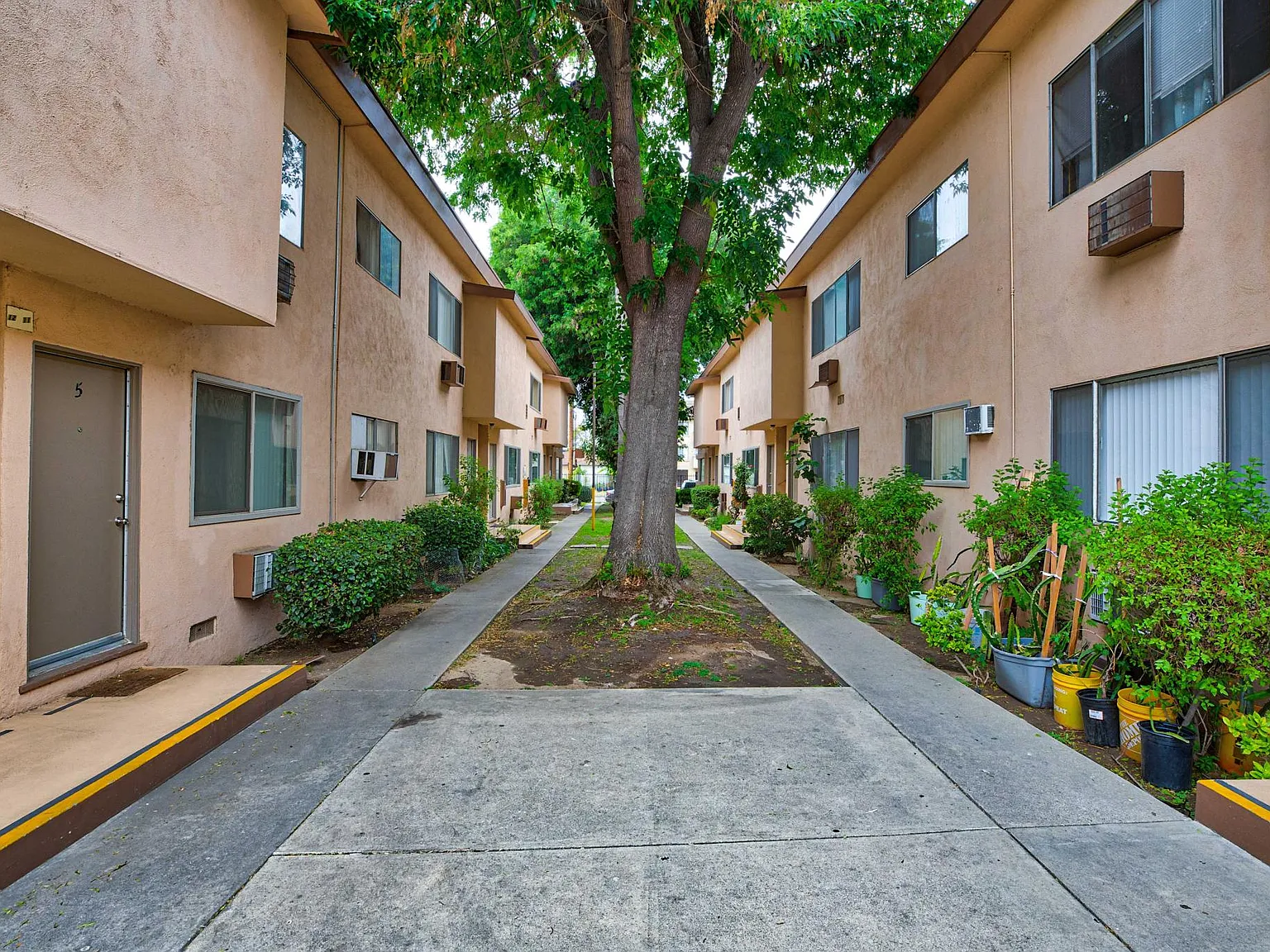 Haskell Apartments — Photo 4