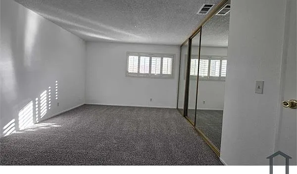 2546 Love St — Photo 13