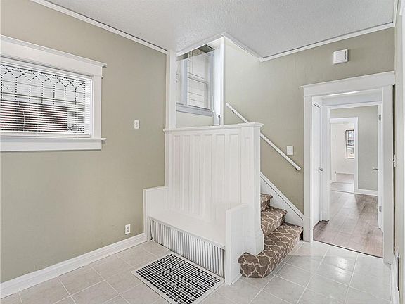 5th image of 311 N Hardesty Ave