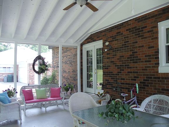 Screened Patio