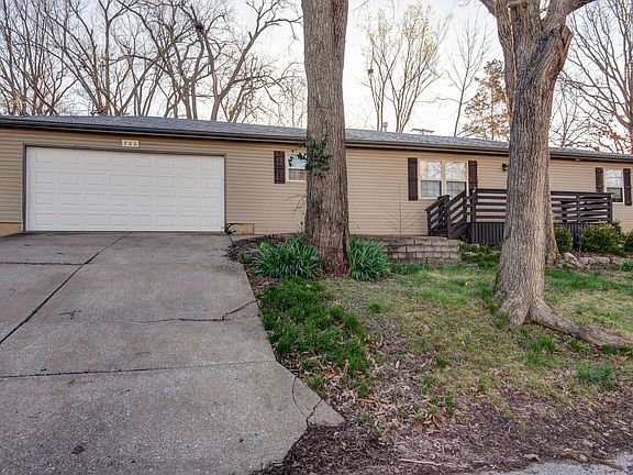 3rd image of 706 S 6th Street