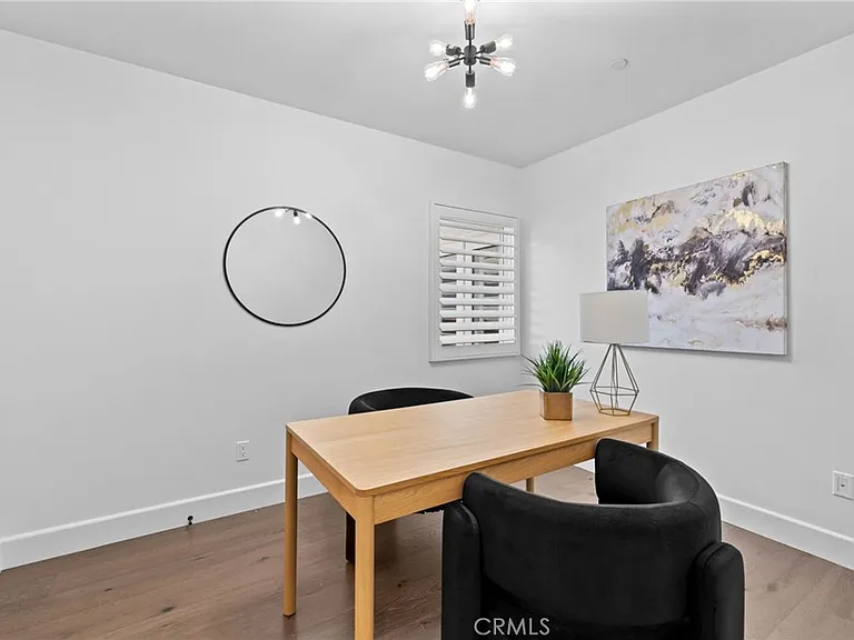 827 N Lamer St — Photo 30