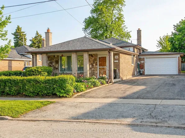 94 Goldsboro Rd, Toronto, ON M9L 1A8