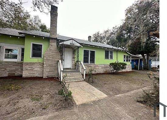 3rd image of 2560 Orion St