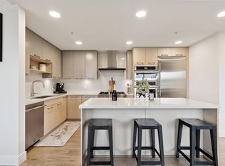 14022 N Bluff Rd #501, White Rock, BC V4B3C3