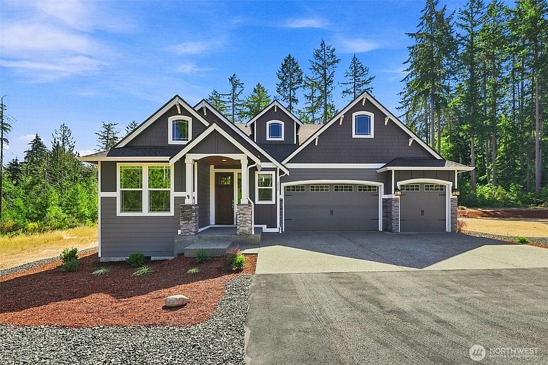 4th image of 4646 Twisted Tree Lane NE