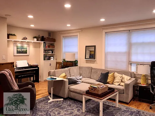 Rented by Oak Tree LLC | media 2