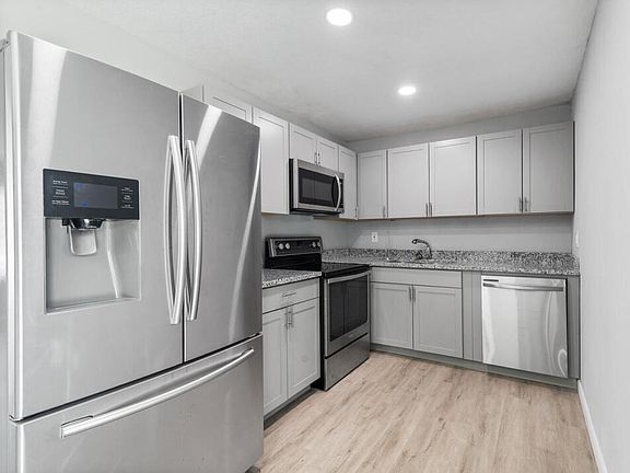 5th image of 8206 Winter Garden Parkway