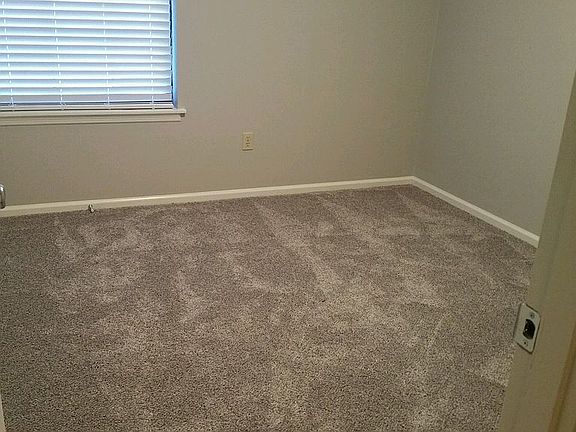 4th image of 1205 Rainwood Dr