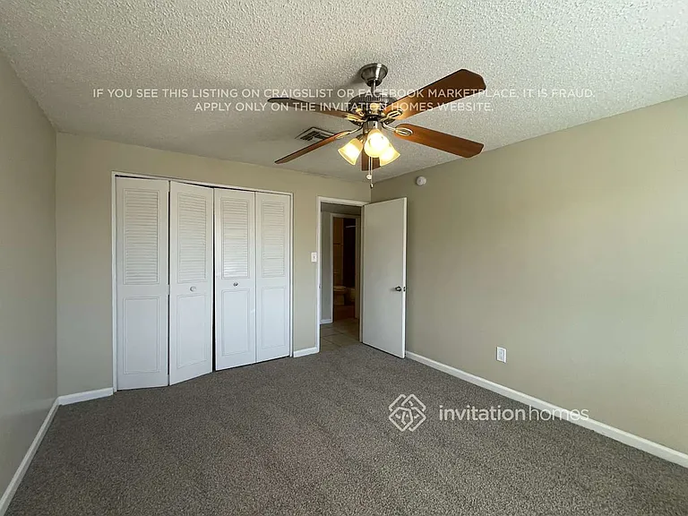 5540 W Berkeley Rd — Photo 9