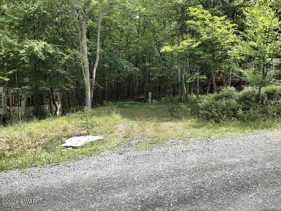 1st image of 119 Locust Lake Dr