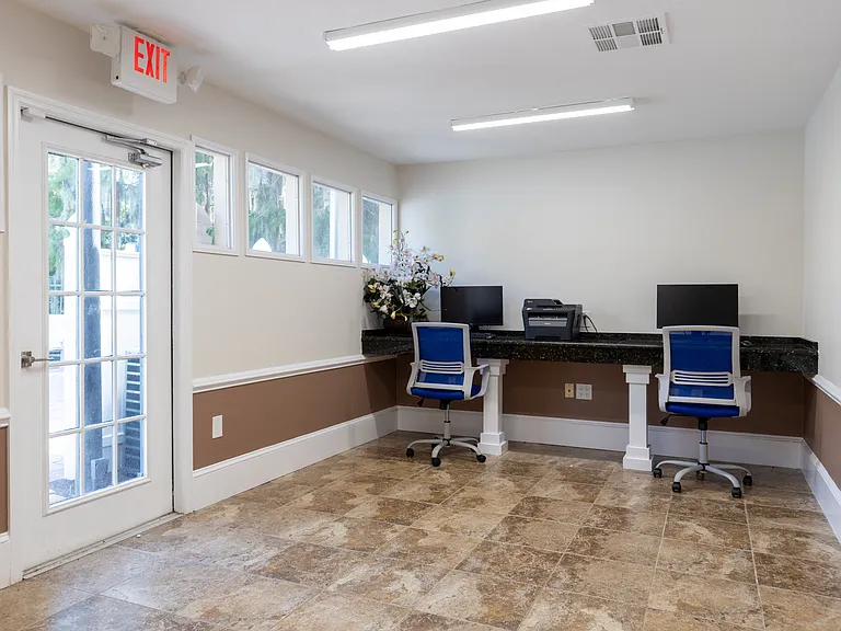 Saratoga Resort Villa Apartments — Photo 6