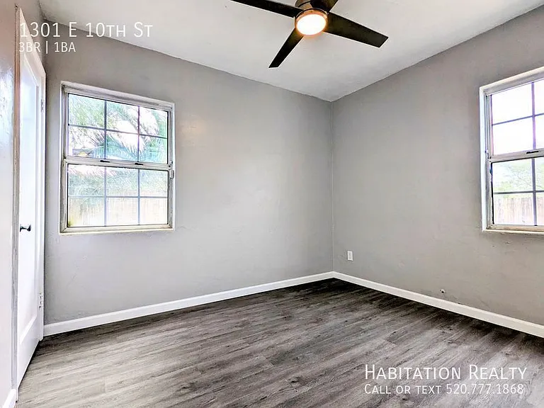 1301 E 10th St — Photo 4