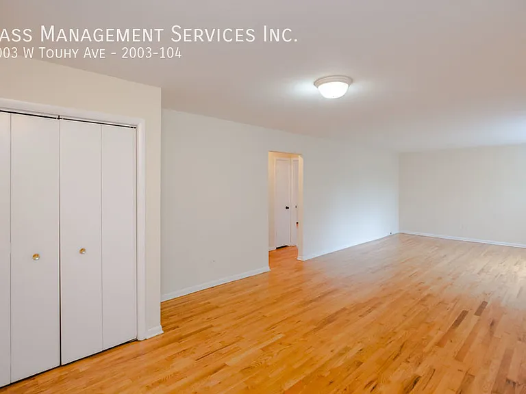 2003 W Touhy Ave #104 — Photo 2