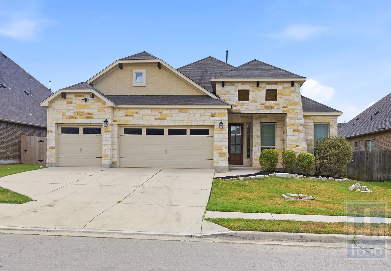 4 bed, 3.0 bath, 2563 sqft, $2,650 — Photo 1