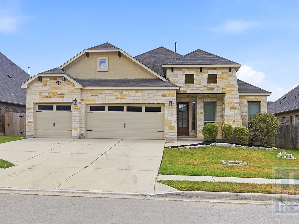 3805 Hidden Harbor Dr