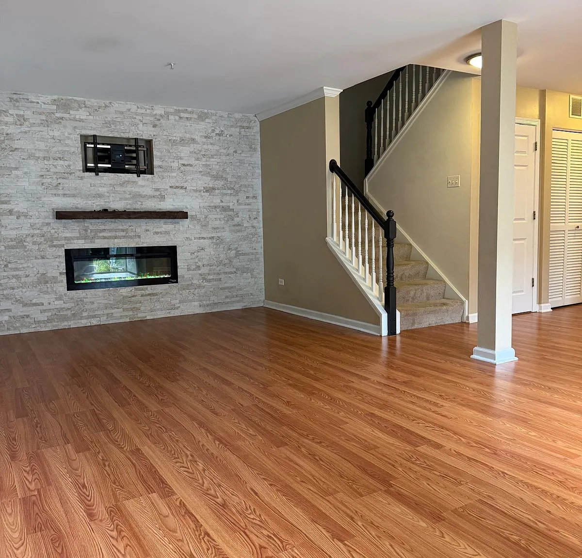 3 bed, 2.5 bath, 1510 sqft, $3,000 — Photo 4