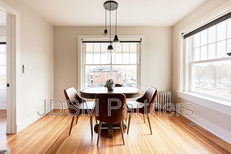 1st image of 630 E 16th Ave #306