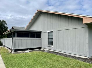 4049 NW Cinnamon Tree Cir, Jensen Beach, FL 34957