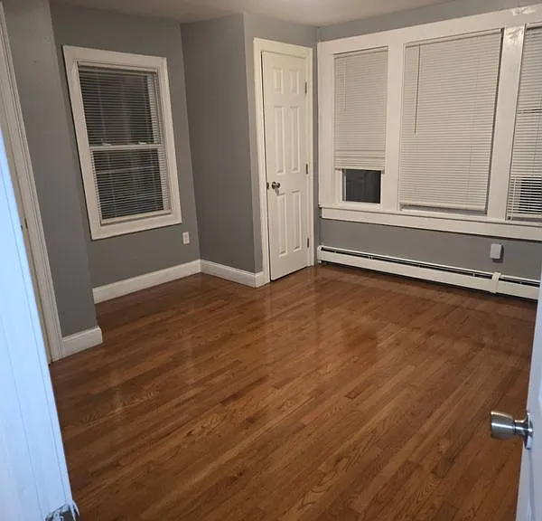 70 Hamilton Ave #B — Photo 3