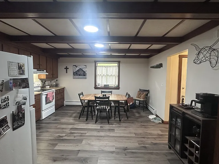 227 E Howard St #1 — Photo 7
