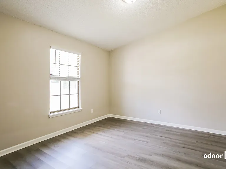 11644 Carondelet Ln — Photo 12