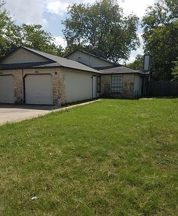 2nd image of 603 Country Aire Dr