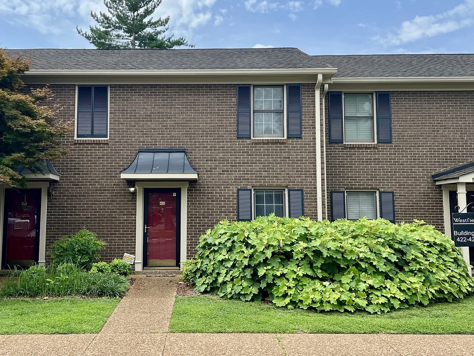2 bed, 2.5 bath, 1254 sqft, $1,750 — Photo 1