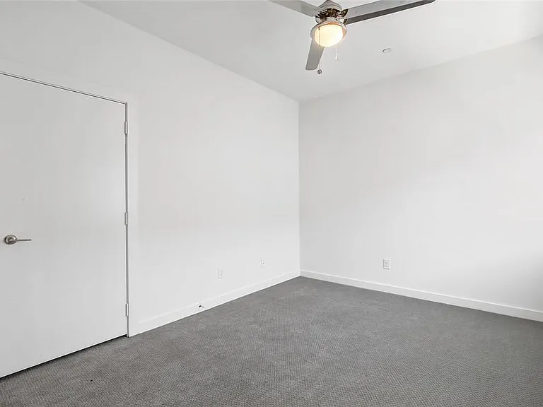 4713 Bryan St #504 — Photo 22