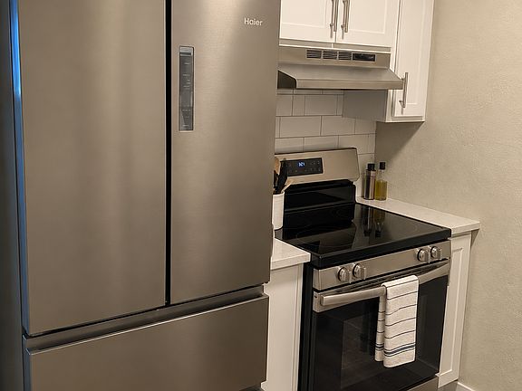 2nd image of 6211 Hamilton St APT 4