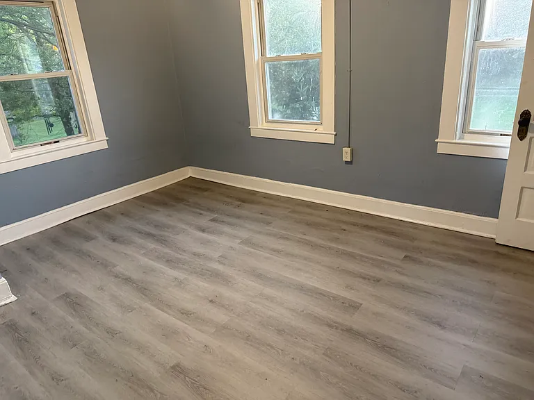 4 Langley Pl #4 — Photo 10
