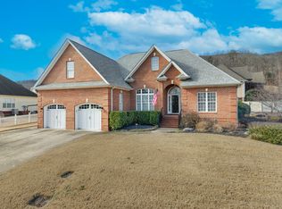 10309 Rophe Dr, Soddy Daisy, TN 37379