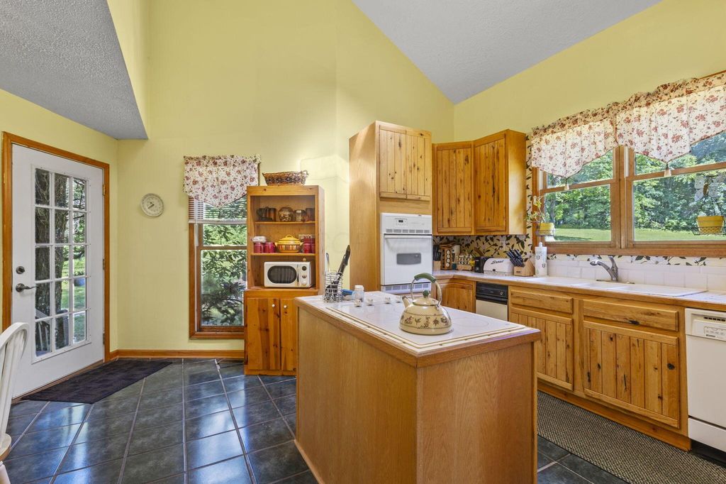 Real estate listing image