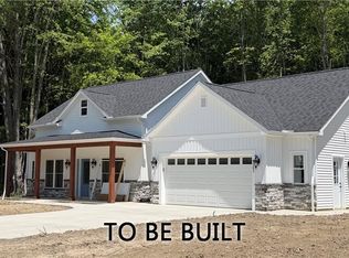 5269 Century Bay Ave, Ashtabula, OH 44004