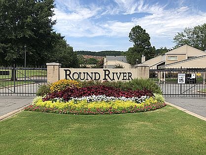 1st image of 2510 Riverfront Dr APT 4