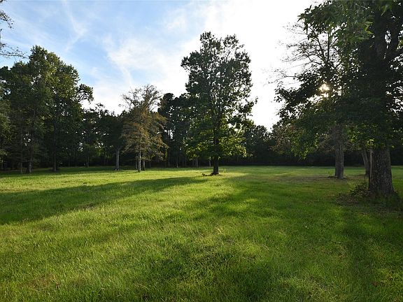3rd image of 401 County Road 2226