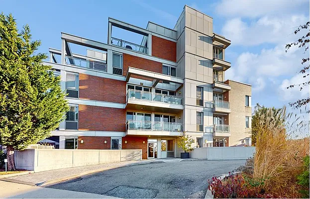 Sold by Douglas Elliman | media 14