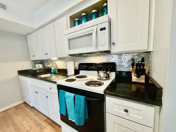 106 Swinburne Row #A, Newport, RI 02840