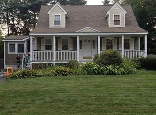 5 W Parish Ln, Merrimac, MA 01860