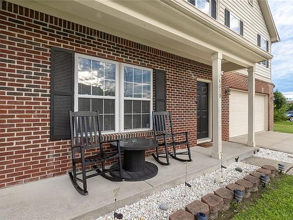 3rd image of 4319 Valley Trace Dr