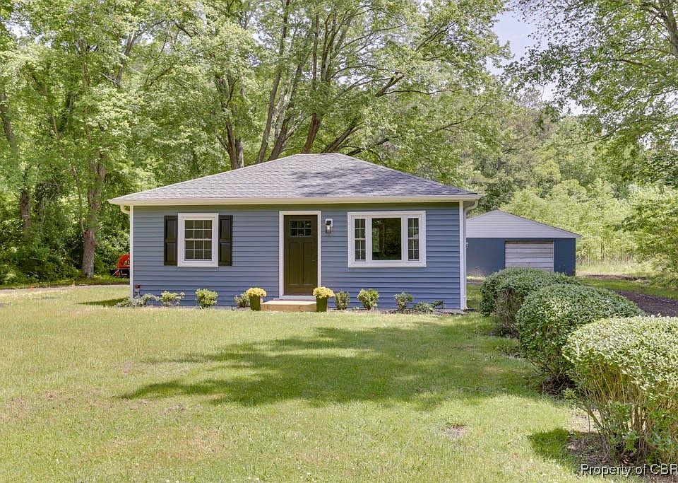 1st image of 917 Chapel Neck Rd