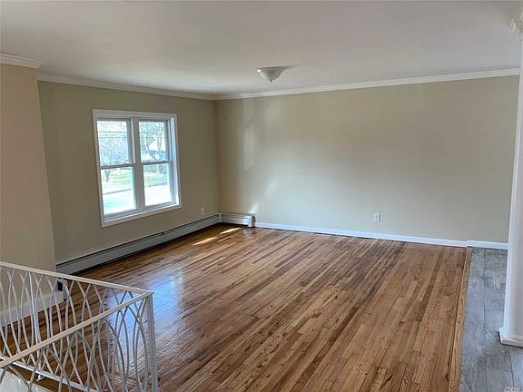 4th image of 43 Lloyd Dr