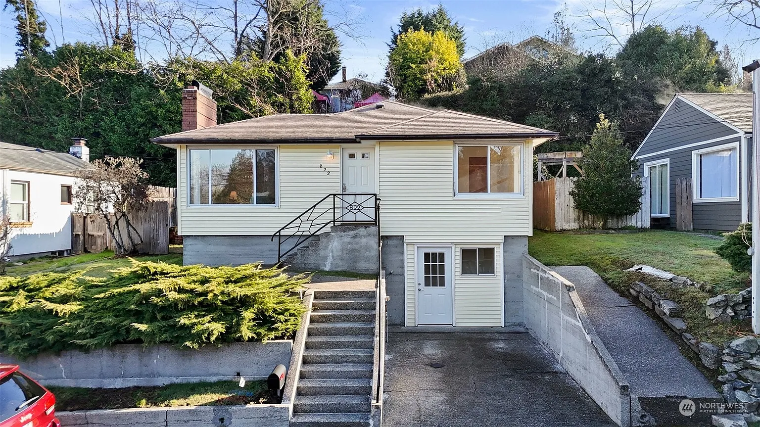 622 Wilbert Ave photo 1