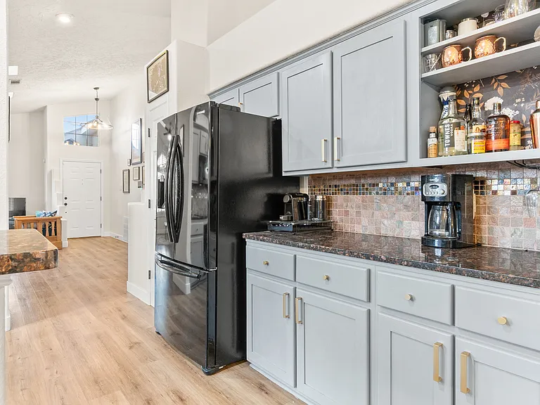 3853 Benjamin Davis Dr — Photo 6