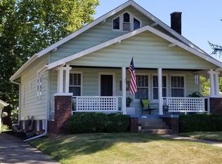 415 College Ave, Oskaloosa, IA 52577
