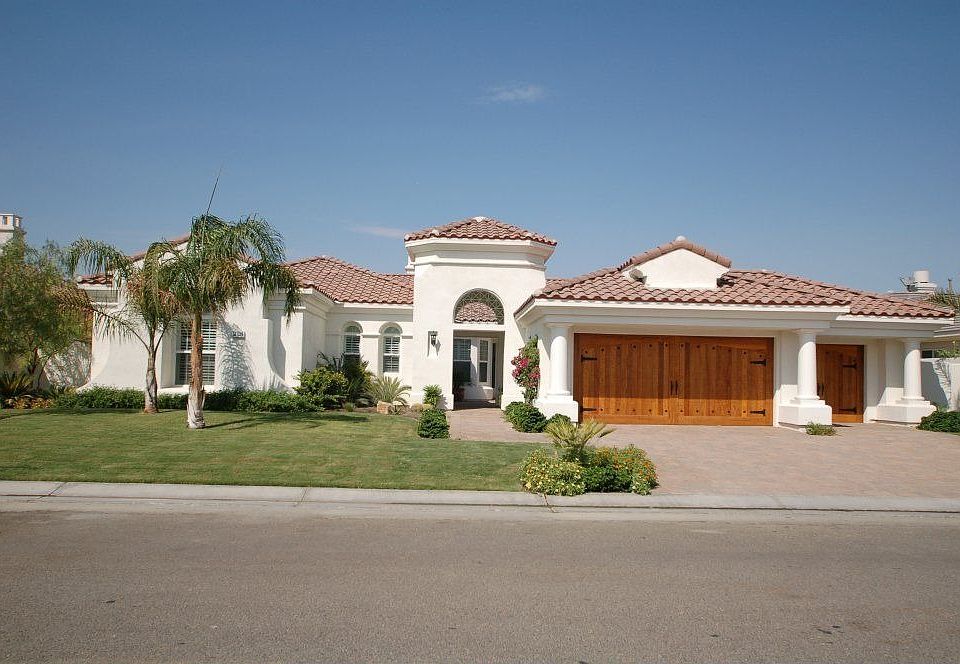 For Sale: 51333 Marbella Ct., La Quinta, California 92253
